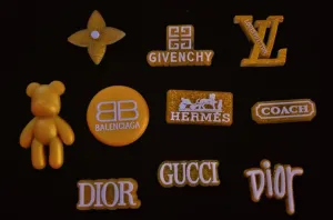 ✨ 10 Colorful Designer-Inspired PVC Charms – Fun & Trendy! 🐊💕