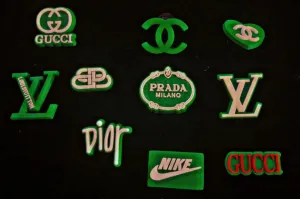 ✨ 10 Colorful Designer-Inspired PVC Charms – Fun & Trendy! 🐊💕