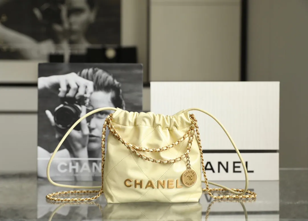 ANTIBA BAG CHANEL BEIGE 20CM HOBO 22 Holiday markdown Contemporary