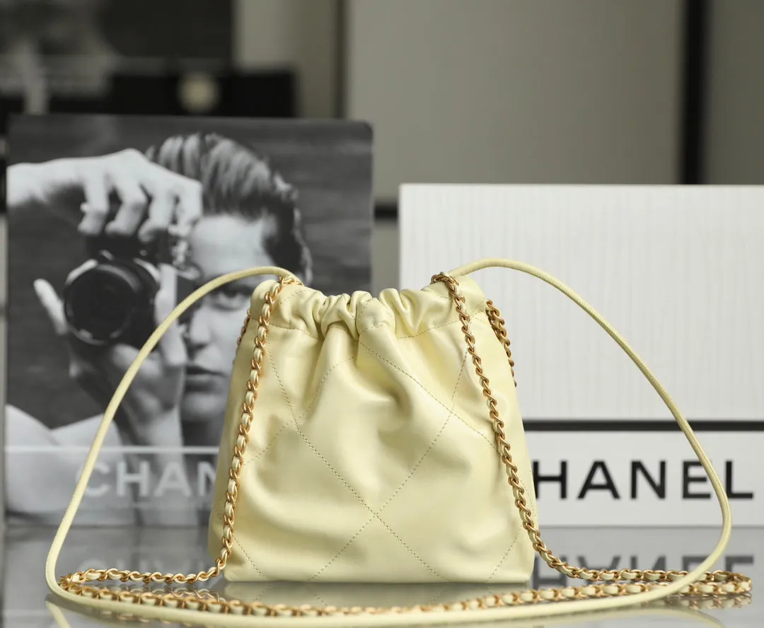 ANTIBA BAG CHANEL BEIGE 20CM HOBO 22 Holiday markdown Contemporary