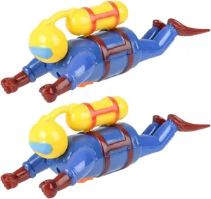 ArtCreativity Wind Up Bath Toys for Kids, Set of 2, Swimming Bath Toys, Water Scuba Diver, Fun Bathtub Toys for Kids, Underwater Party Favors for Boys and Girls, Goodie Bag Fillers