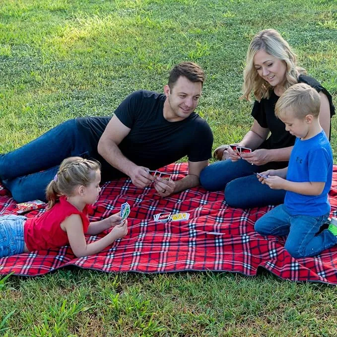 BRAWNTIDE Large Outdoor Waterproof Blanket - Quilted, Extra Thick Fleece, Warm, Windproof, Sandproof, Includes Stuff Sack, Shoulder Strap, Ideal for Beaches, Picnics, Camping, Stadiums, Dogs, Car