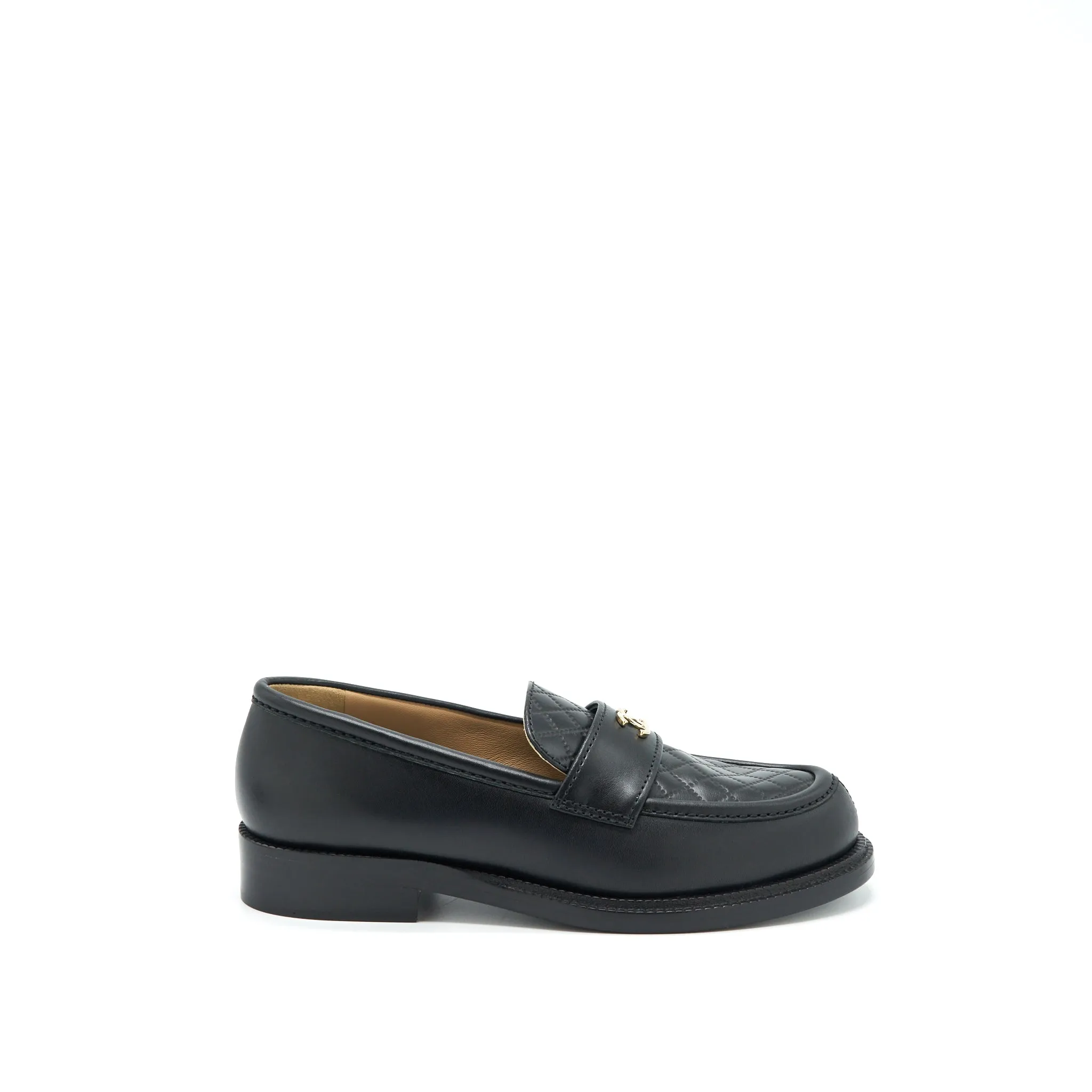 Contemporary Quilted Highly functional 38 Size Black L Loafer Chanel