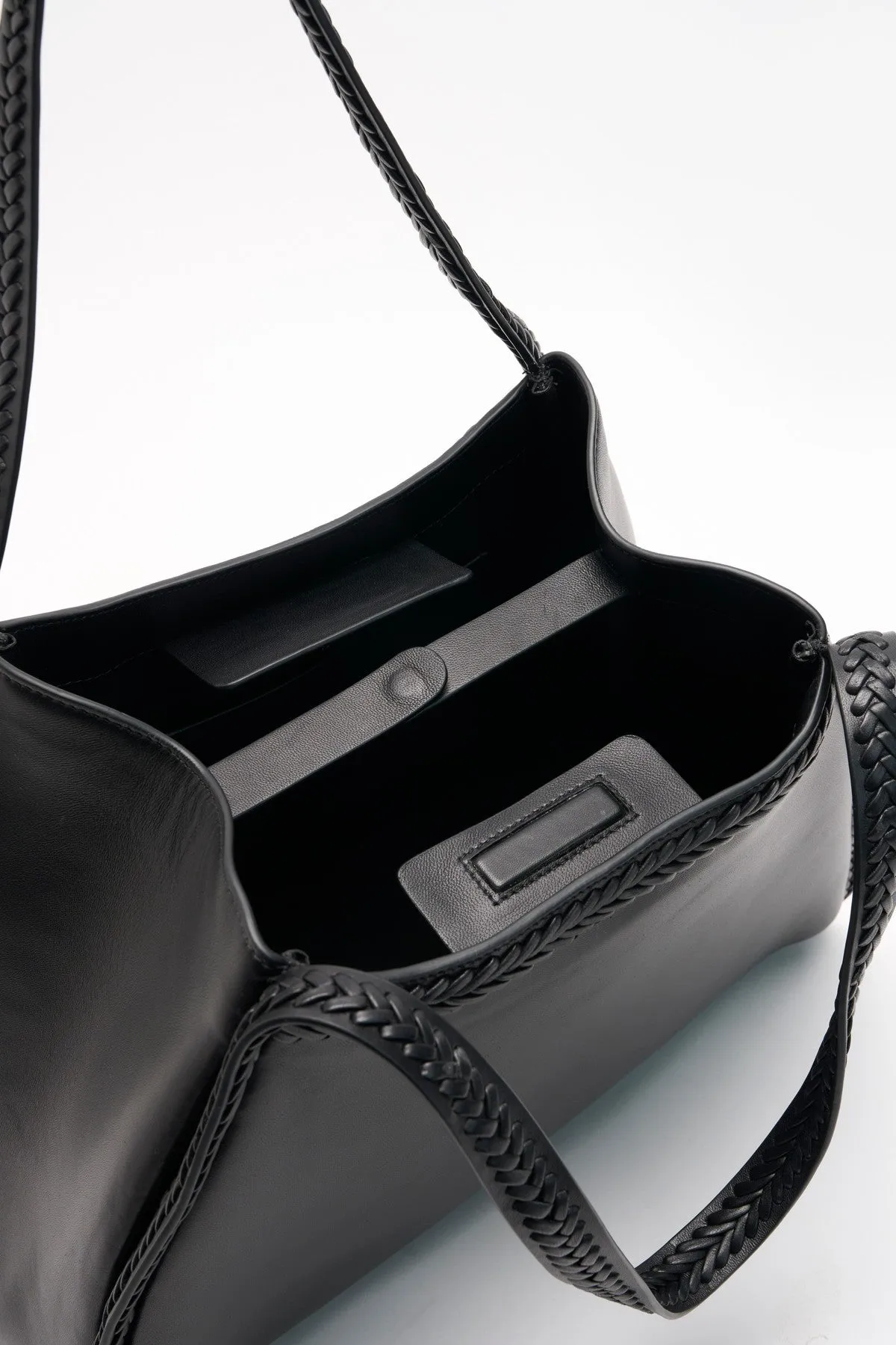 ERIKA BLACK TOTE BAG