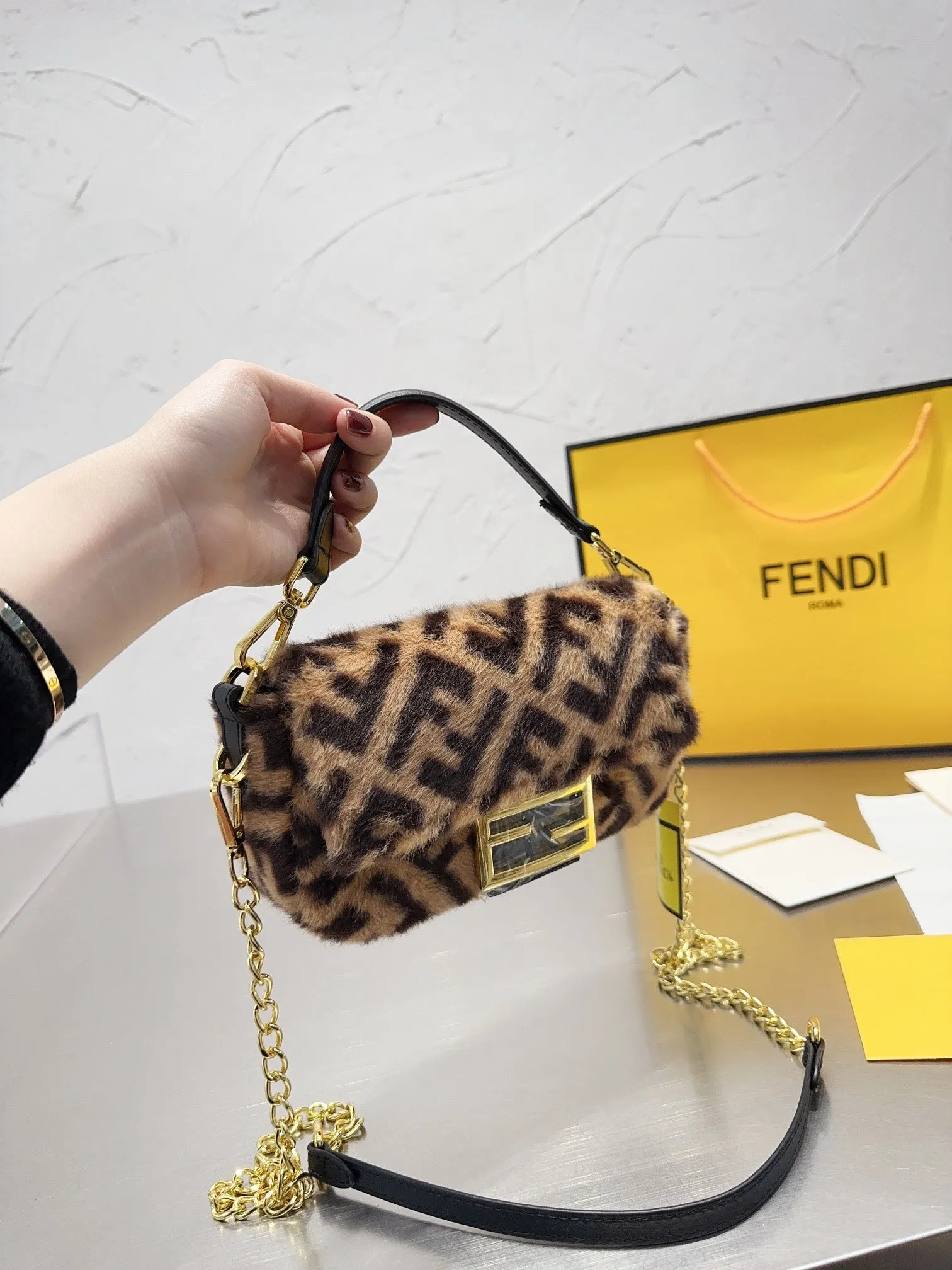 Fluffy FIFI Bag