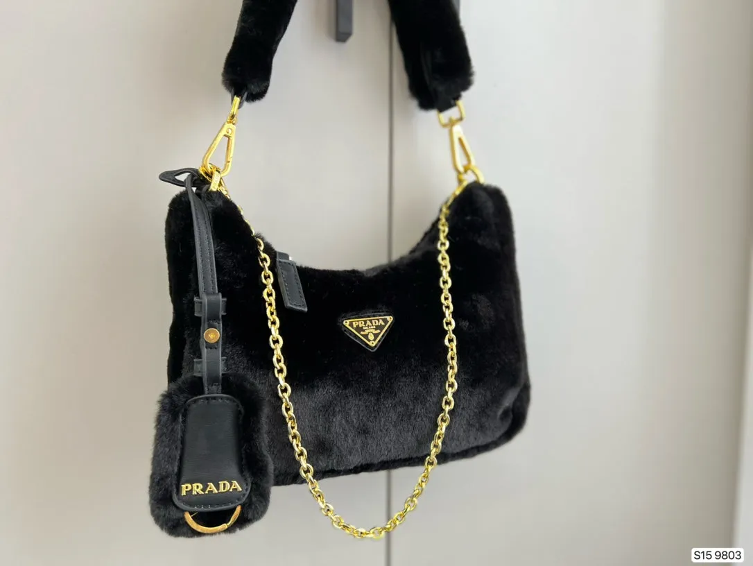 Fluffy P Bag