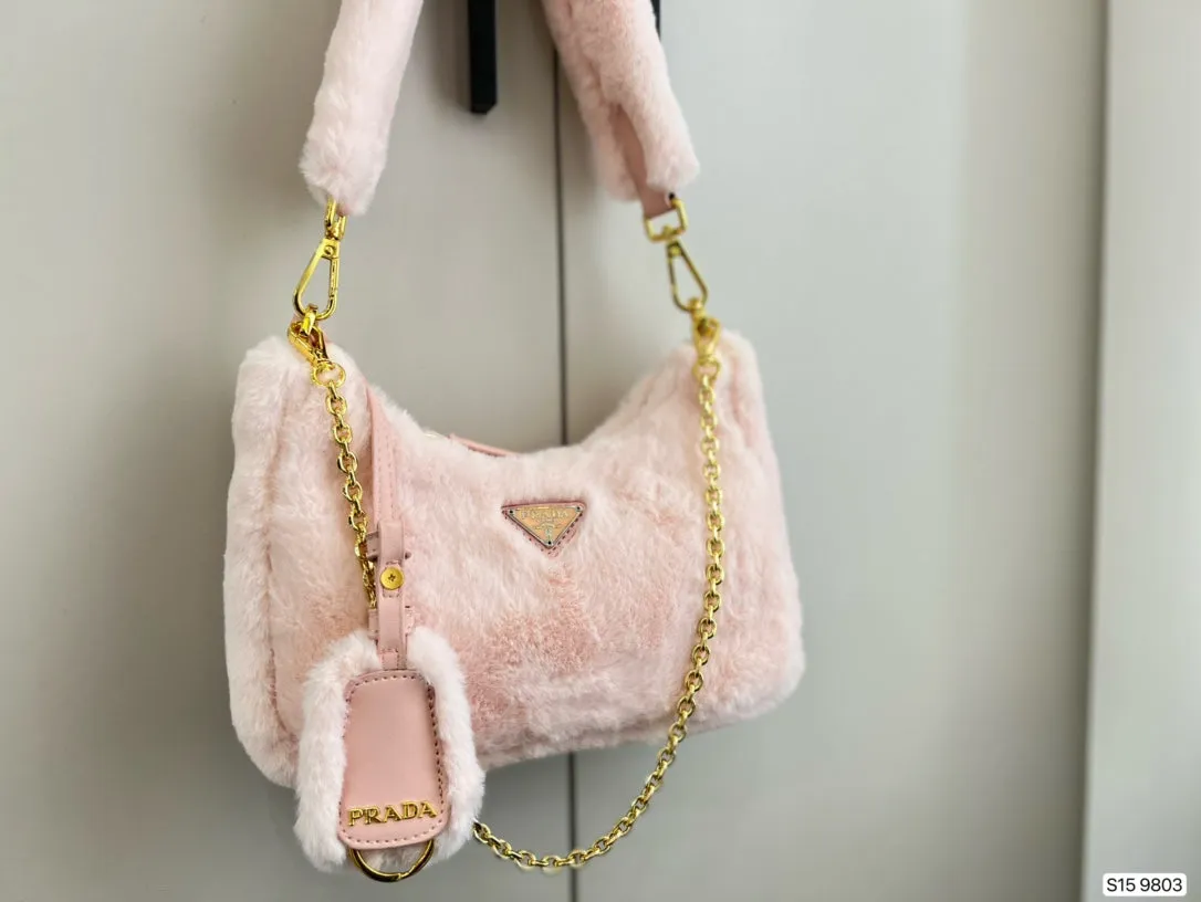 Fluffy P Bag