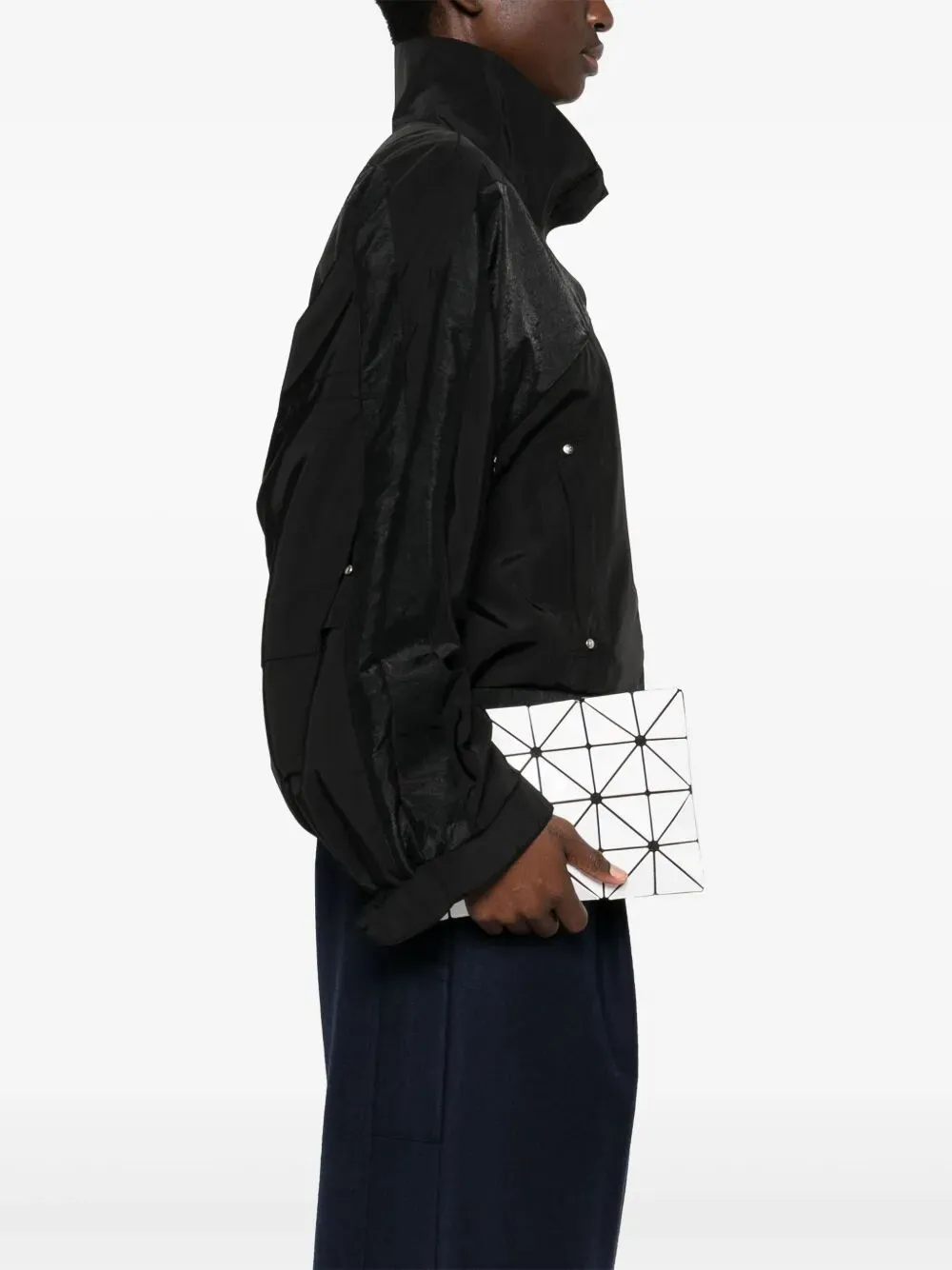 geometric-pattern clutch