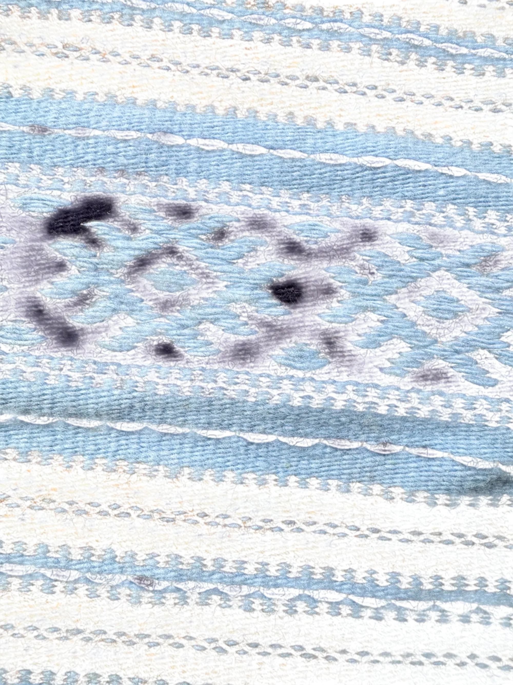 Geometric Patterned Shoulder Bag