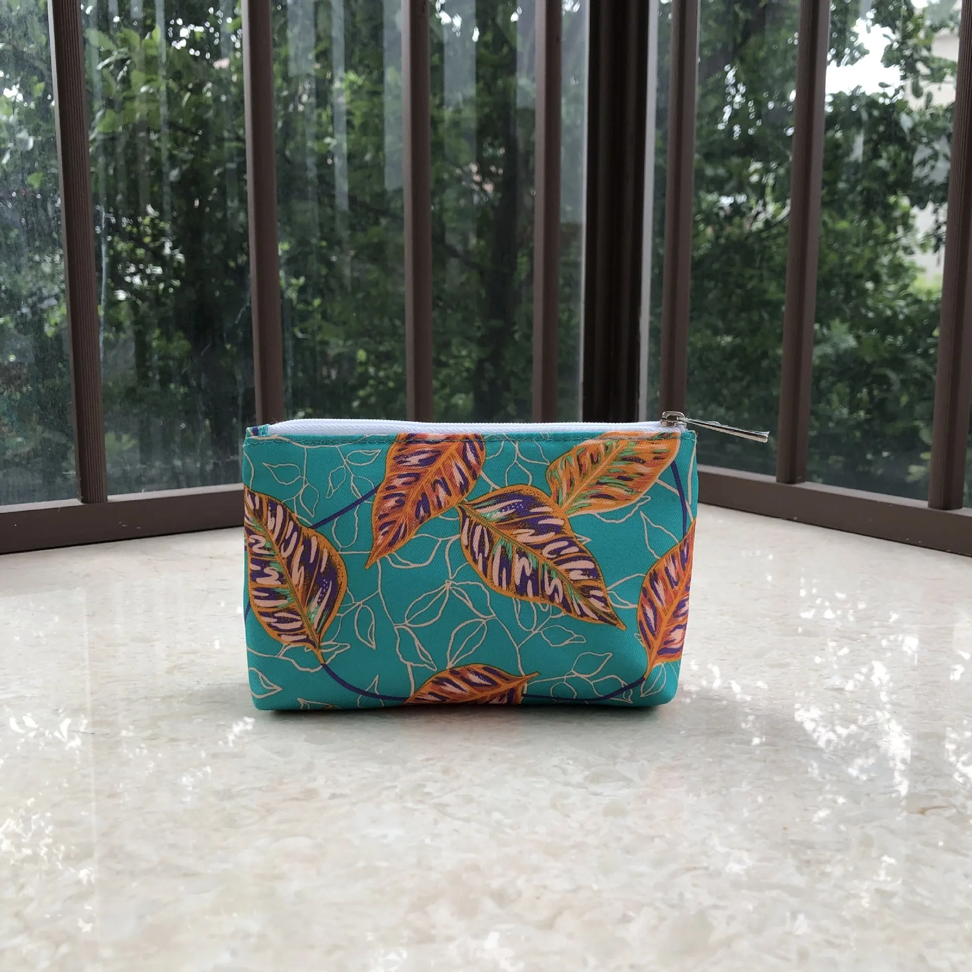 Graceful Counter Gift Big Portable Storage Cosmetic Bags