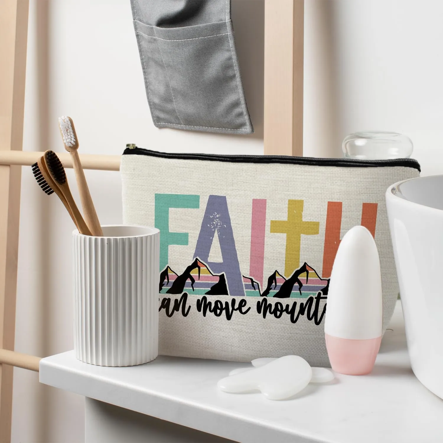Inspirational Christian Gifts for Women, Christian Makeup Bag, Faith Can Move Mountains Bible Verse Scripture Cosmetic Bags for Women, Bible Verse Gifts, Religious Gifts for Christian Woman