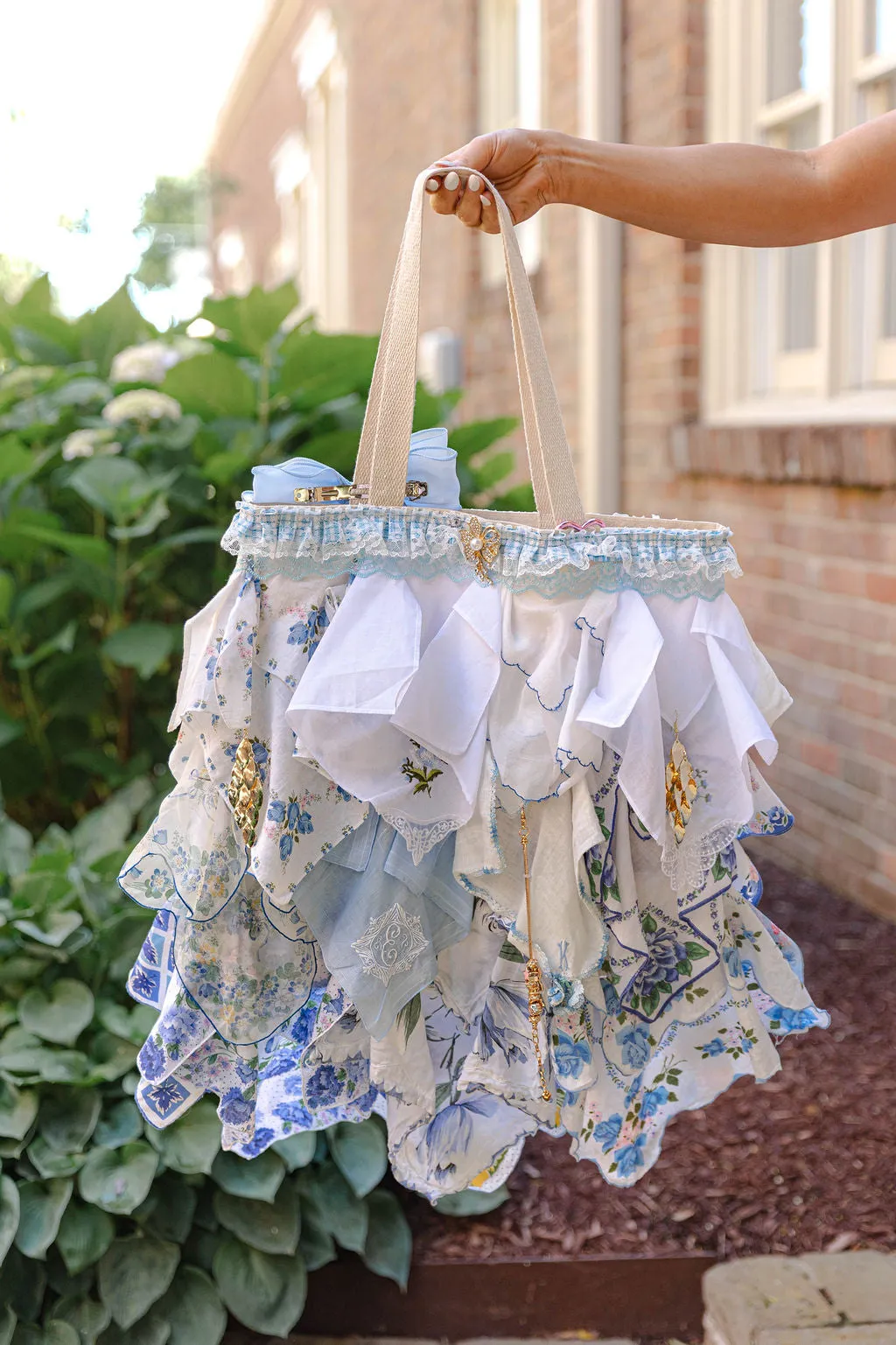 Large Snagbag- Blue Floral Multi