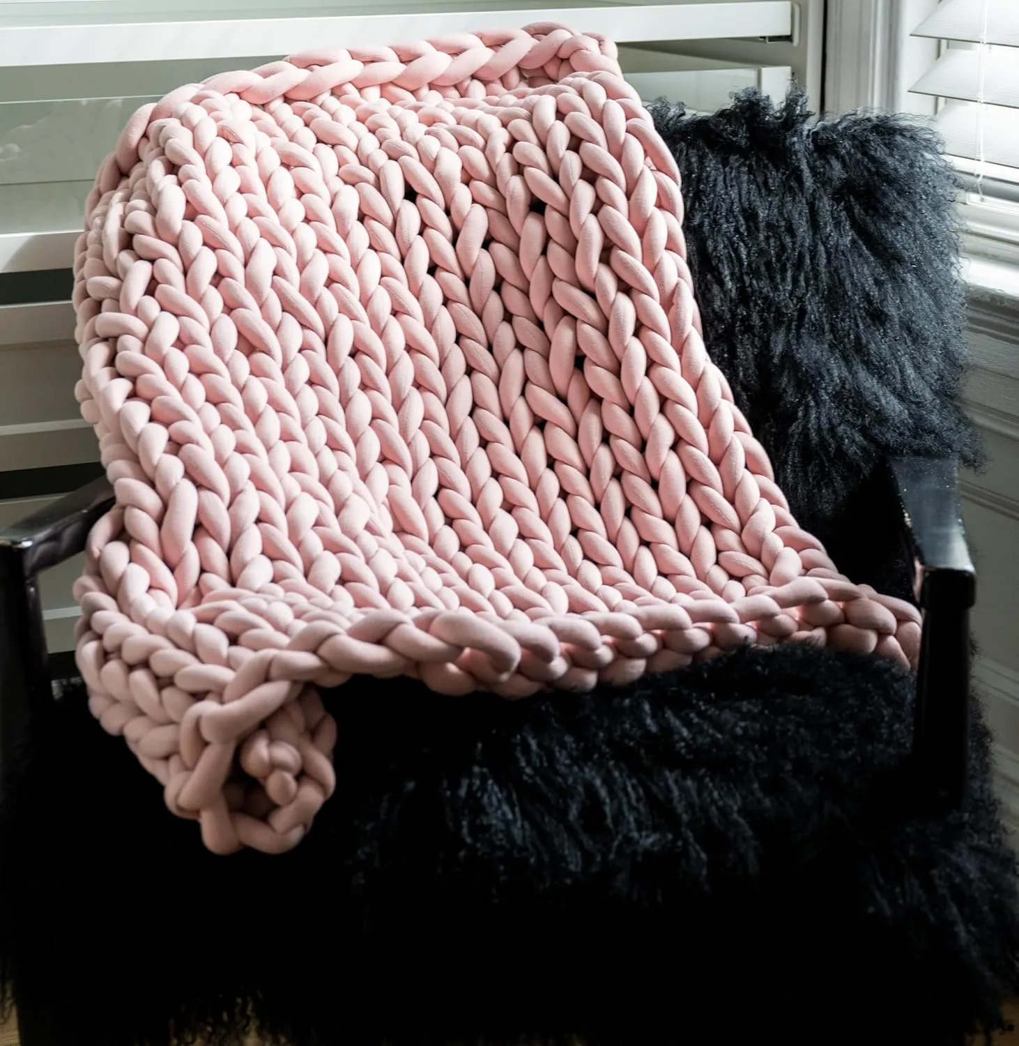 Lion Brand Yarn Cover Story Squish Stitch, Blanket Yarn, Navy Peony, 1 Pack