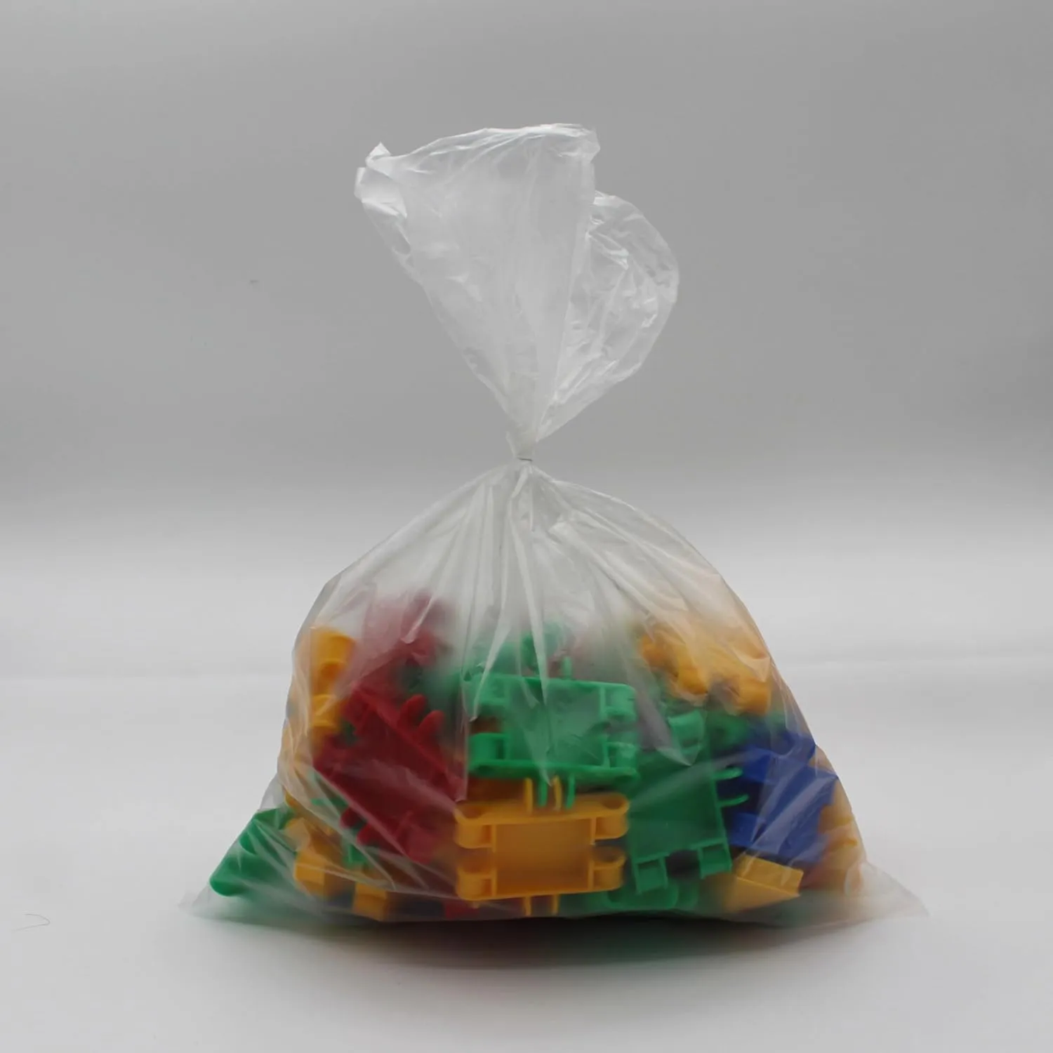Party Bargains 10" X 15" Plastic Unprinted Produce Bag on a Roll, Bread and Grocery Clear Bag, 450 Bags
