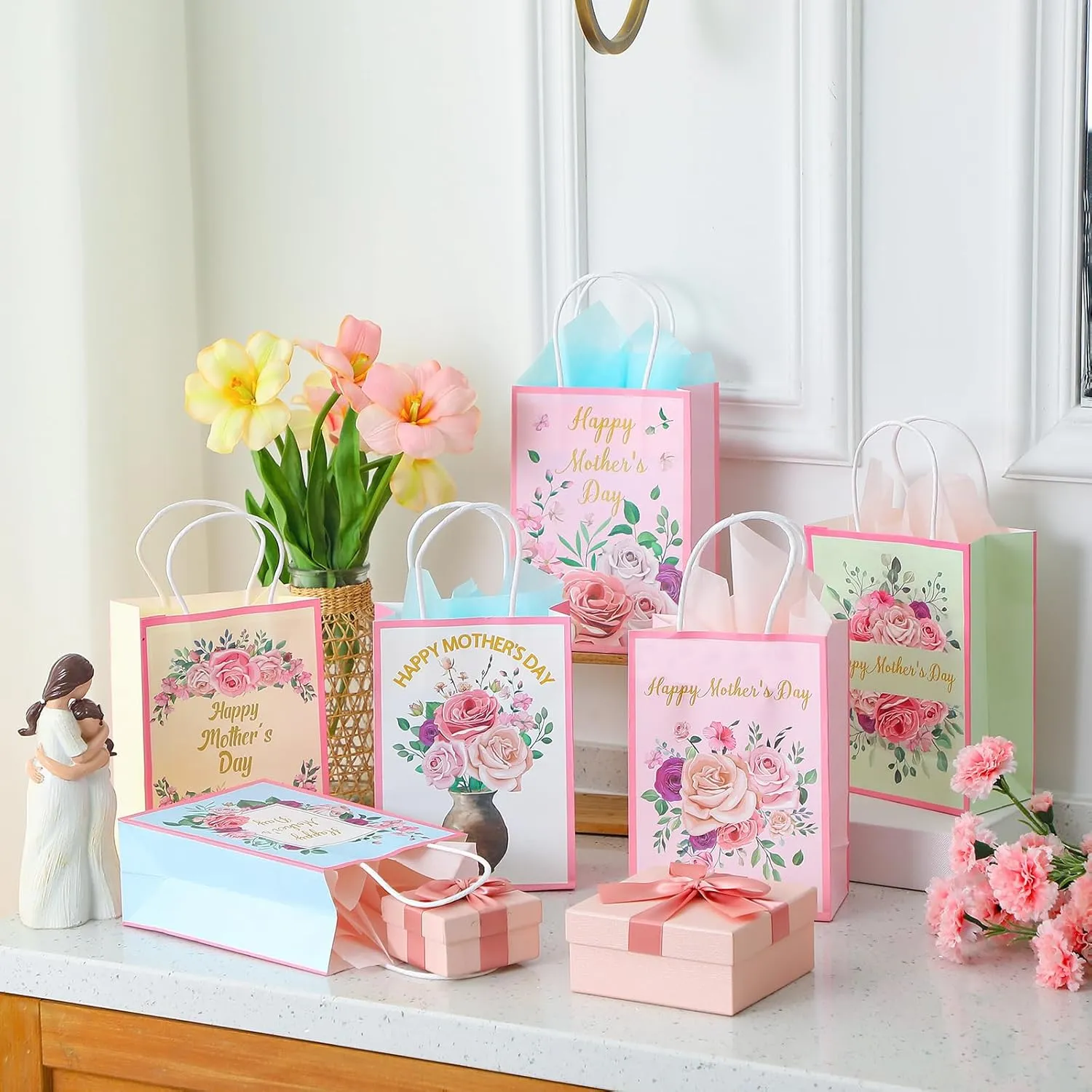 Skyygemm 30 Pcs Mother's Day Gift Bags with Handles Happy Mother's Day Treat Pink Floral Goody Paper Bags for Mom Themed Birthday Party Supplies