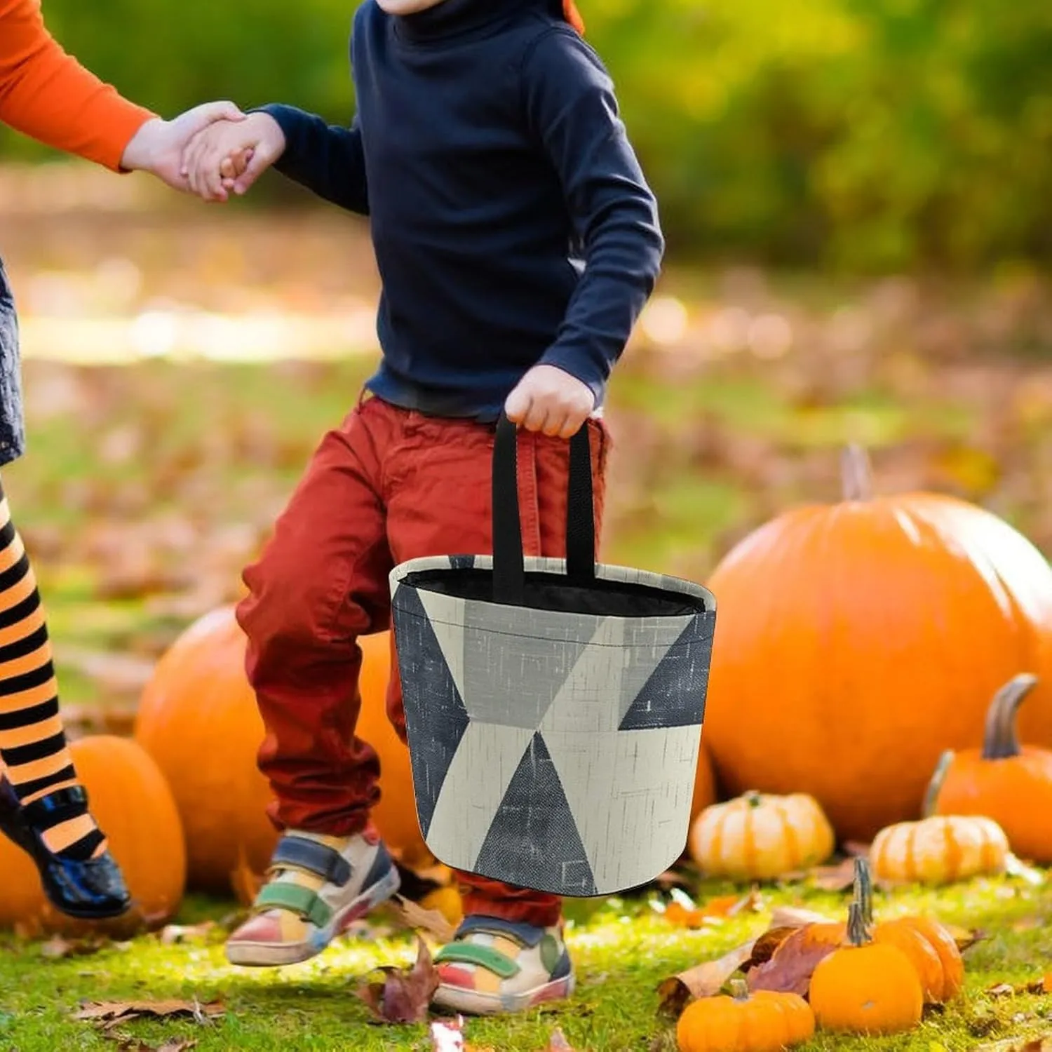 Trick Or Treat Bags Halloween Tote Bag Halloween Candy Buckets Tree And Bear Gift Bags Candy Bags for Halloween