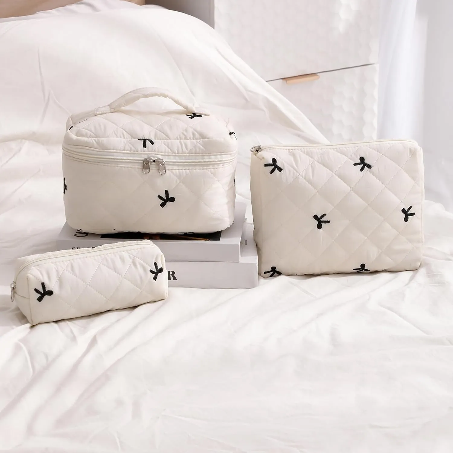 uekeboag 3Pcs Quilted Cotton Makeup Bag,Coquette Quilted Toiletry Bag for Women and Girls,Floral Coquette Pouch,Cute Kawaii Travel Cosmetic Bags(3Pcs Beige Bow)
