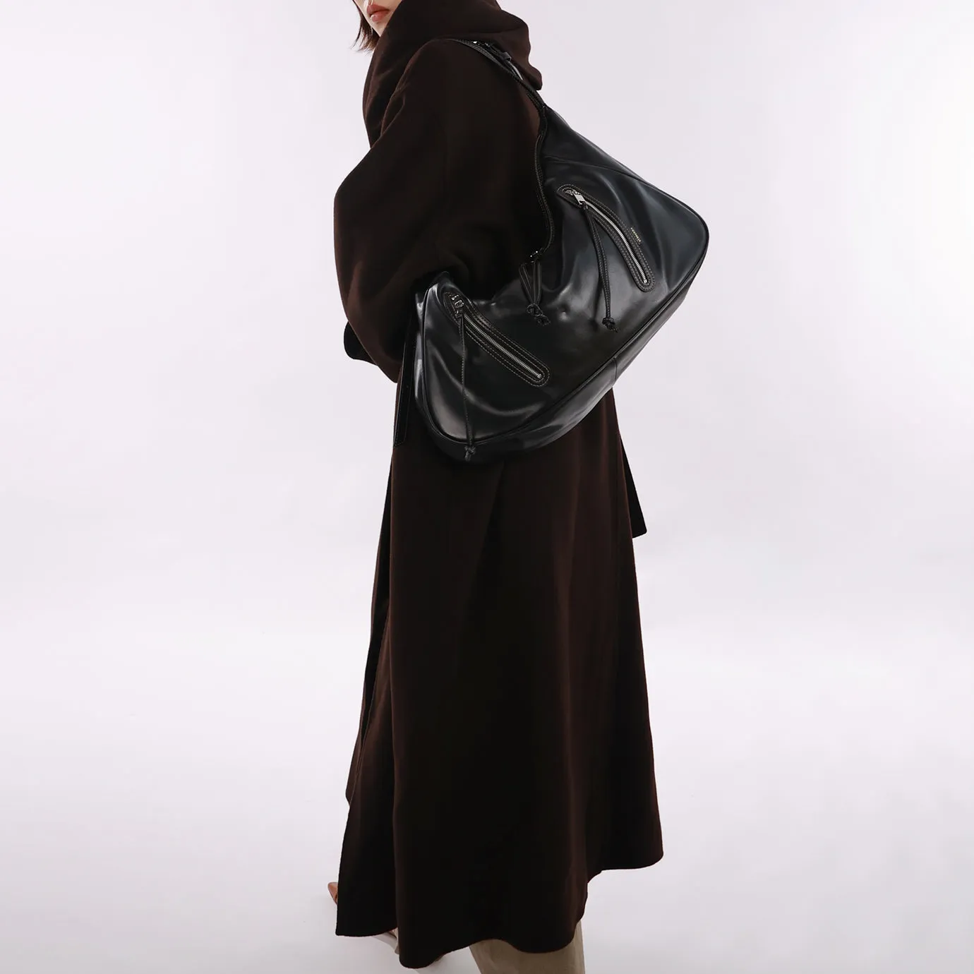 Ursula V11 En 2 Styles Grand Sac Drapé Hobo Ou Bandoulière - Noir