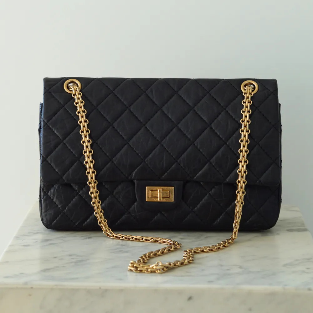 Waterproof REISSUE Contemporary 2.55 CHANEL